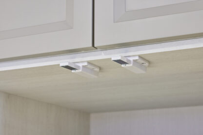 2 stycken högkvalitativa magnetiska snäpplås, inkl. motplatta, yta: vit, 38 mm (1-1/2"), ML-80W. Push-to-open dörröppnare för möbeldörrar, skåpdörrar och mycket mer, av Sugatsune / LAMP® (Japan) - Bild 2